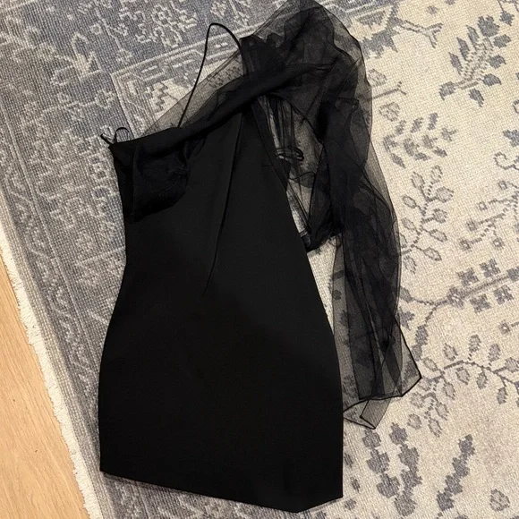 Cushnie et Ochs Black One-Shoulder Dress with Sheer Detail - Picture 1 of 1
